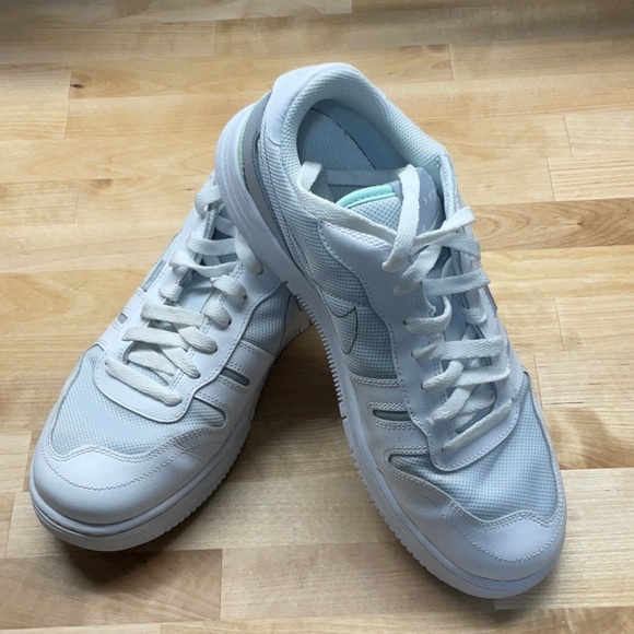 Nike Other - Nike Men’s Squash Type